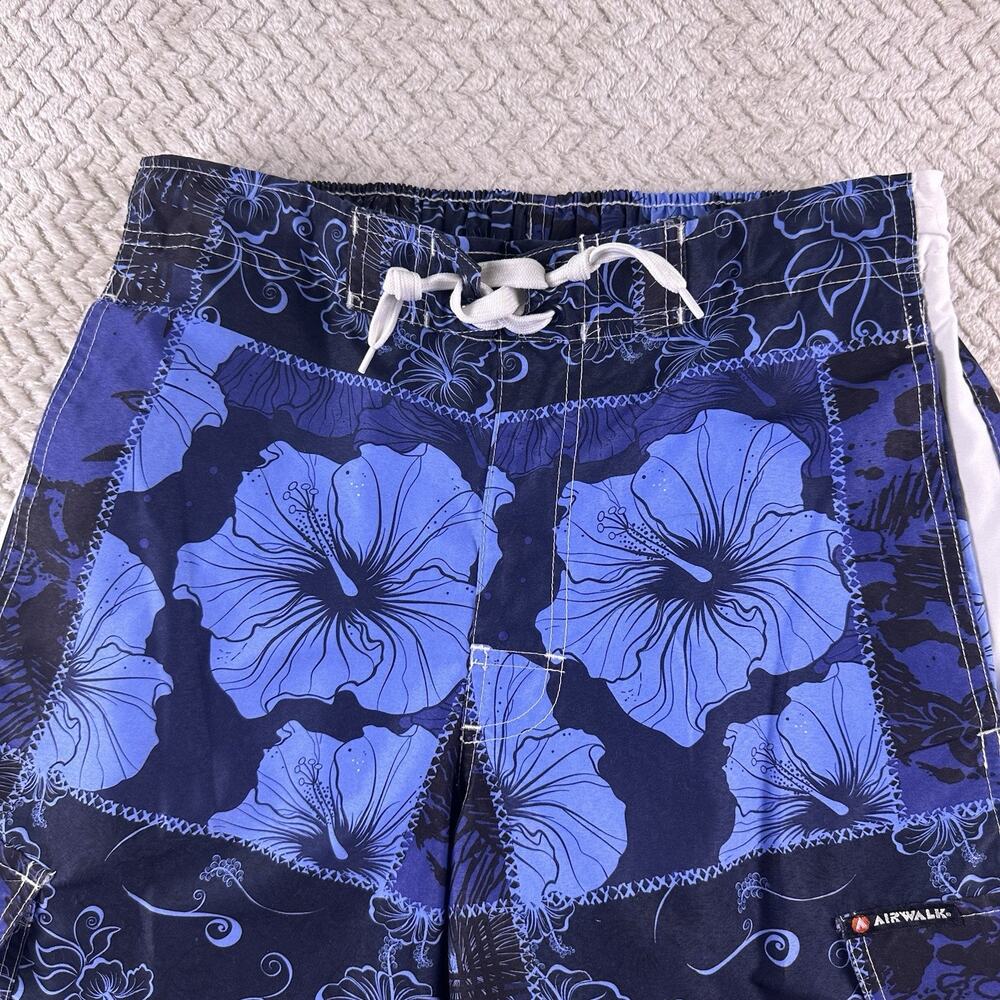 AIRWALK Men’s Size Small SWIM TRUNKS BOARD SHORTS Blue Floral Mesh Lining‎ - Picture 9 of 14